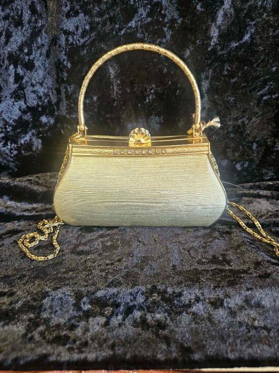 Handbags - Vintage Gold Textured Metal Frame Evening Purse